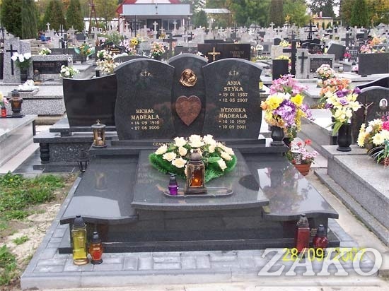 Nagrobek podwójny 38