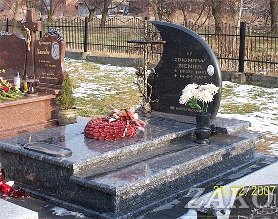 Nagrobek podwójny 24