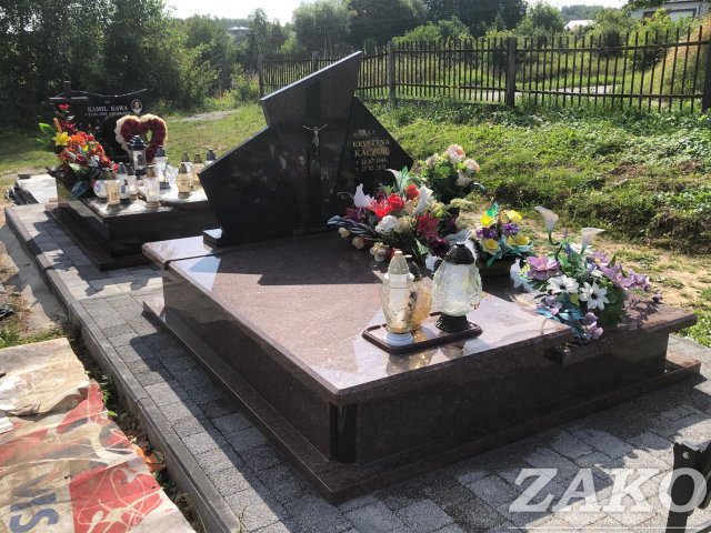 nagrobek podwójny granit tokowski