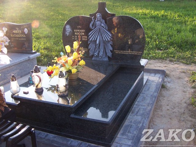 Nagrobek Zako Design 18